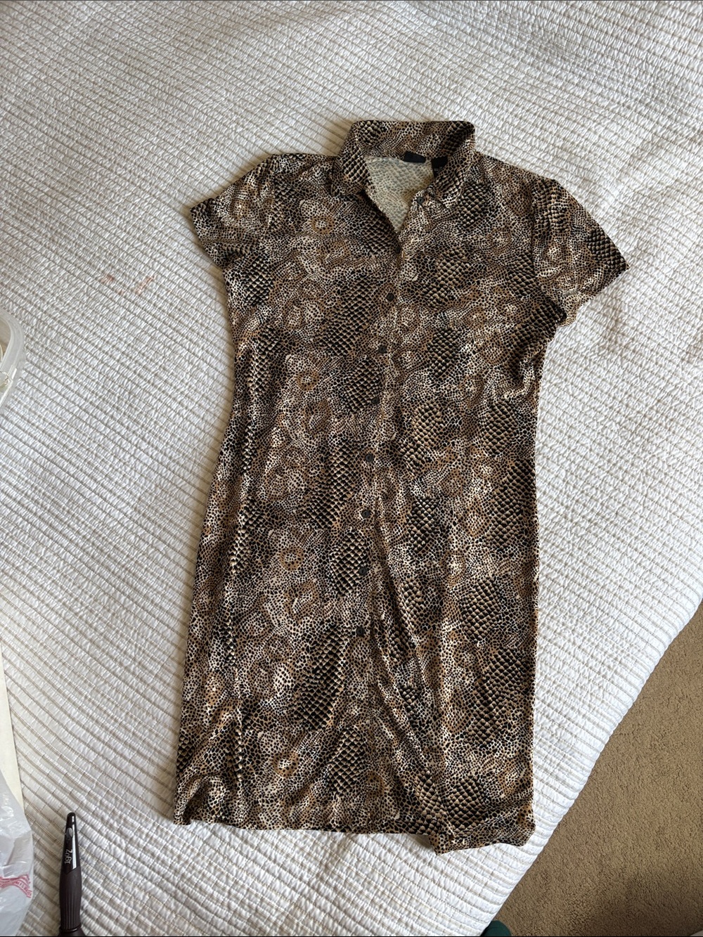 Short-Sleeve Animal Print Midi Dress in Brown